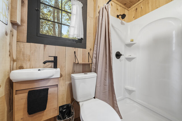 Image 3 for Cabin 04