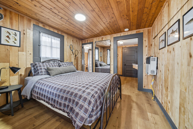 Image 2 for Cabin 11