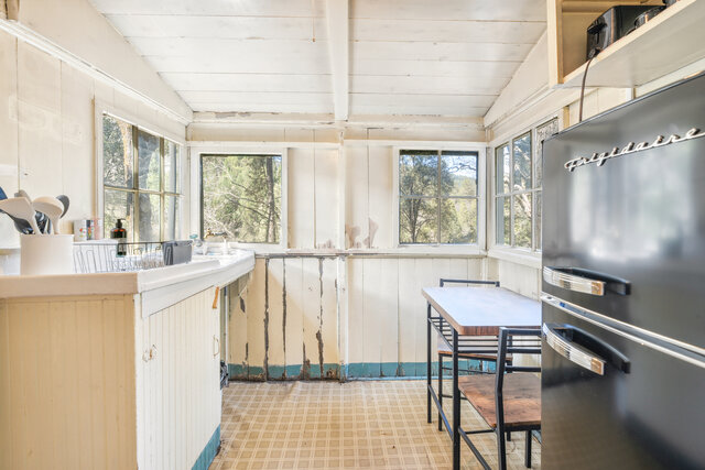 Image 4 for Cabin 15