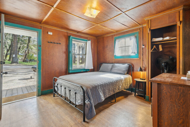 Image 3 for Cabin 08