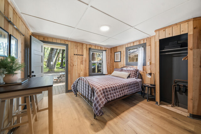 Image 2 for Cabin 10