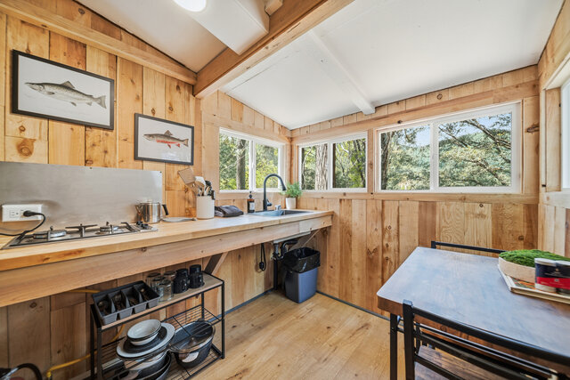 Image 8 for Cabin 12