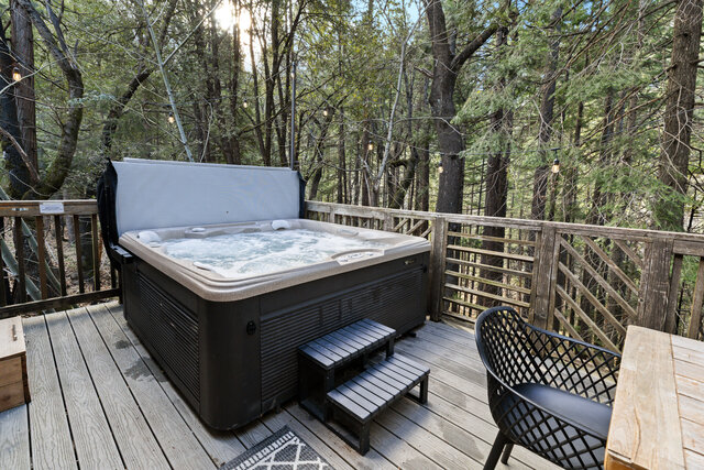 Image 3 for Modern Cabin (Oak) with Private Hot Tub