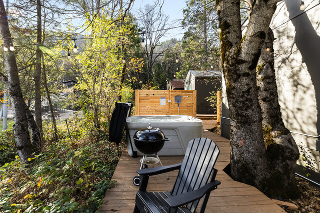Image 23 for Modern Cabin (Alder) with Private Hot Tub