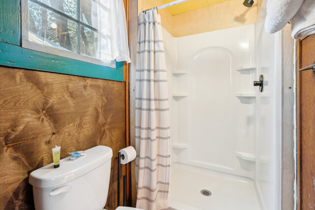 Image 4 for Cabin 07