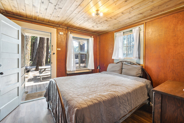 Image 8 for Cabin 11