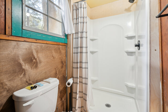 Image 9 for Cabin 08