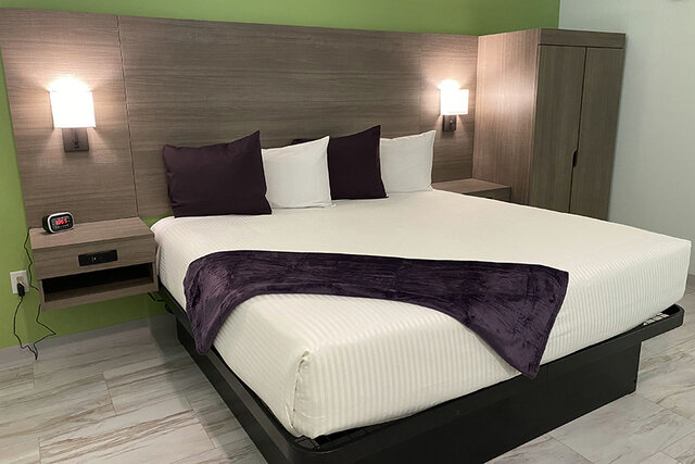Image 1 for King Room