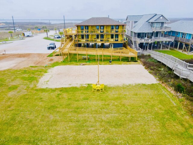 Image 15 for Beachfront balcony- Suite 2