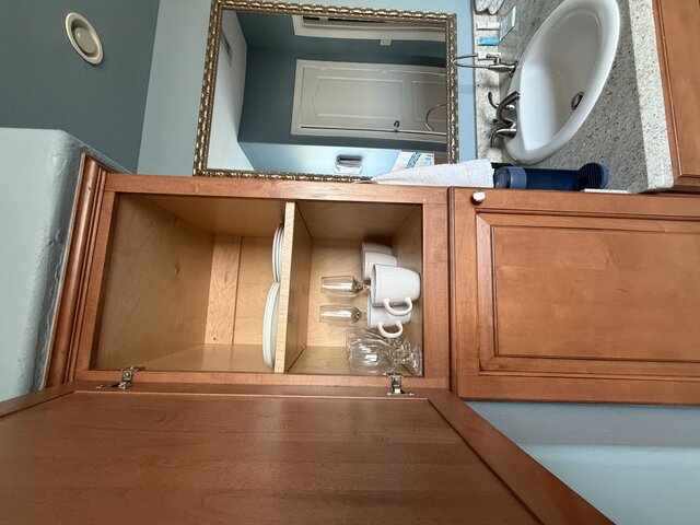 Image 8 for 4/4 Beach House