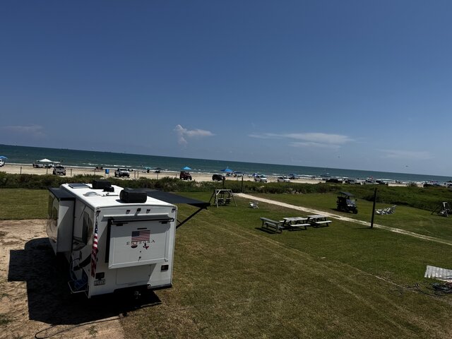 Image 5 for RV Overflow Duneside VIP