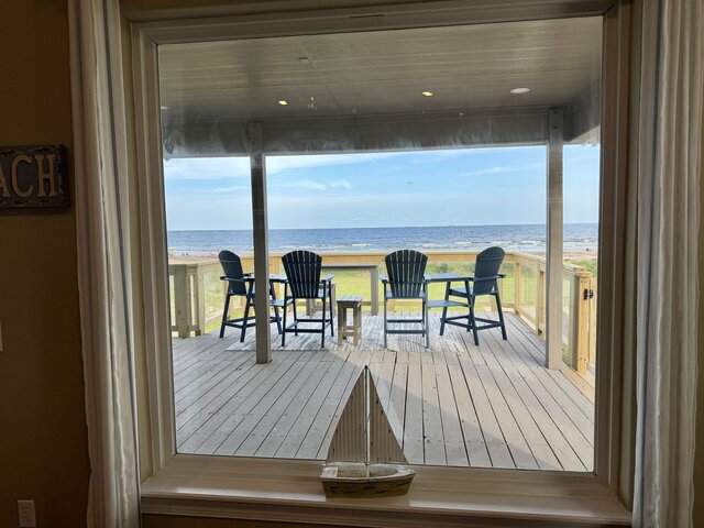 Image 14 for 2/2 Beach House
