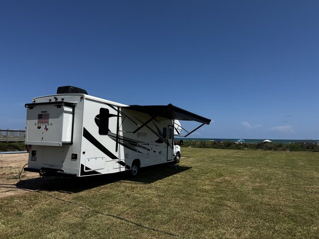 Image 1 for RV Overflow Duneside VIP