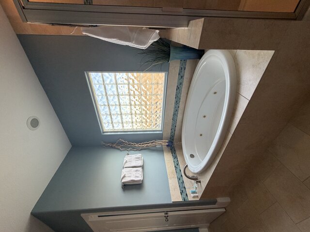 Image 4 for Ocean Front Suite