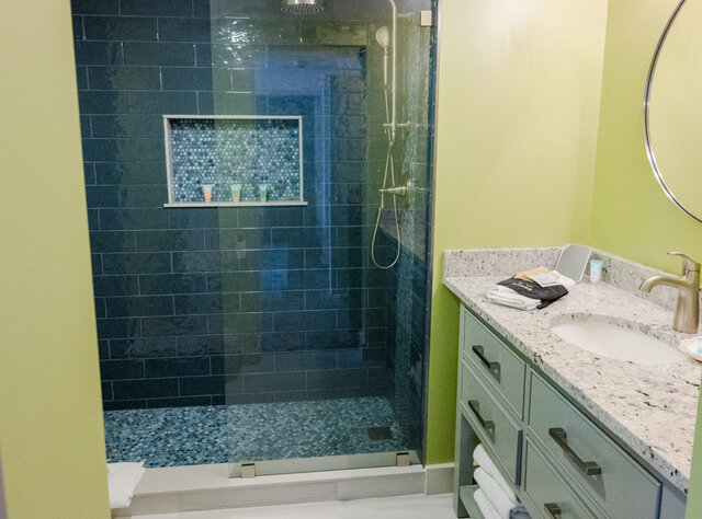 Image 5 for Beach Grass Room