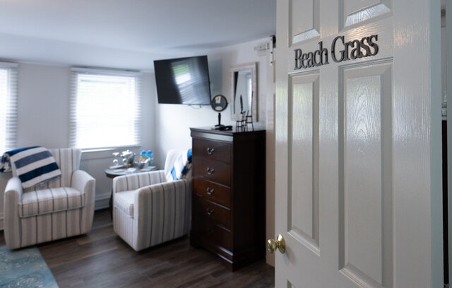 Image 1 for Beach Grass Room