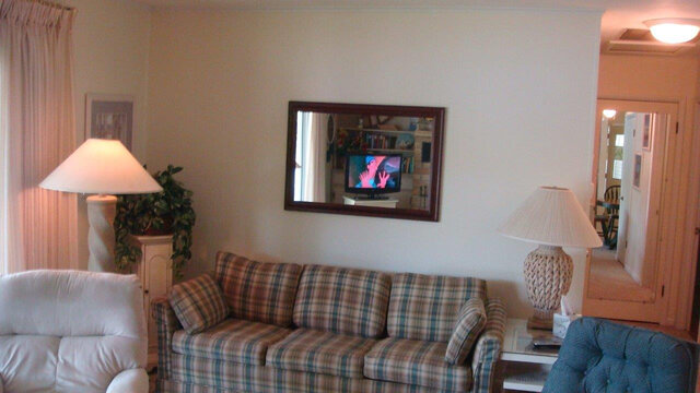 Image 14 for 6123) "Green Gables"