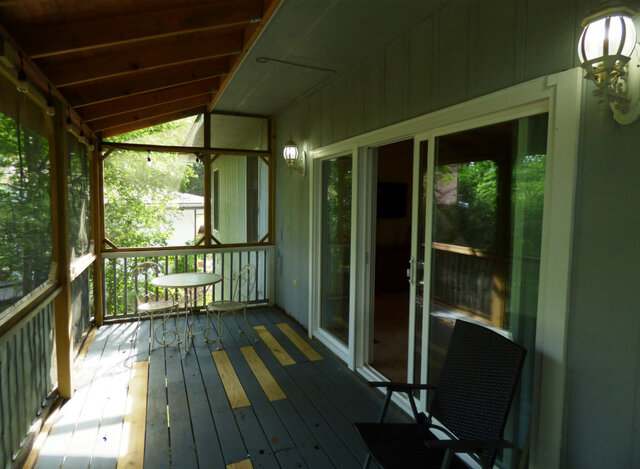 Image 17 for 6084) Peace on Powhatan