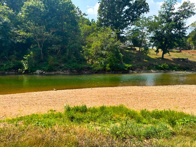 Image 23 for 6050) South Fork River Kottage