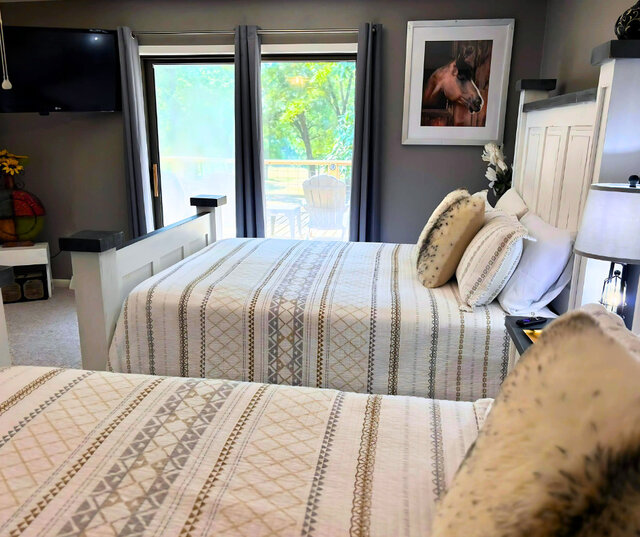 Image 17 for 6050) South Fork River Kottage