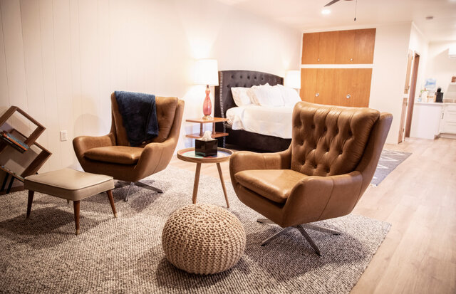 Image 3 for 105) Cooper's Pointe Suite 105