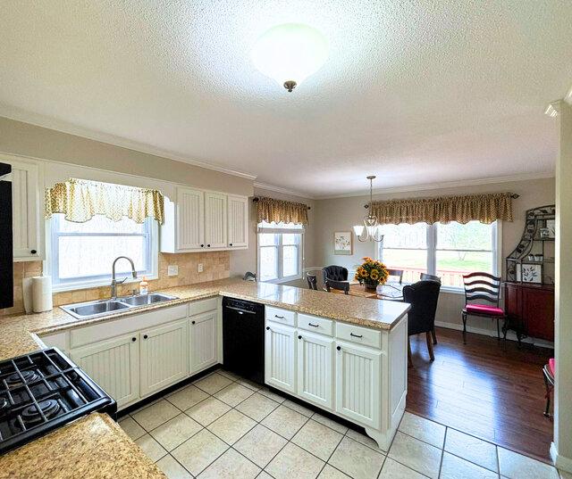 Image 23 for 6021) The 21 Club