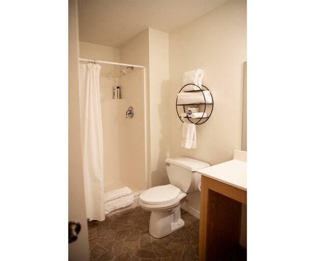 Image 4 for 303) Cooper's Pointe Condo 303