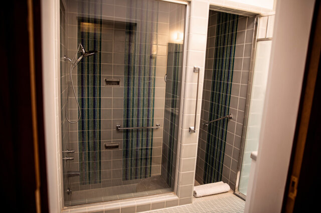 Image 5 for 101) Cooper's Pointe Suite 101