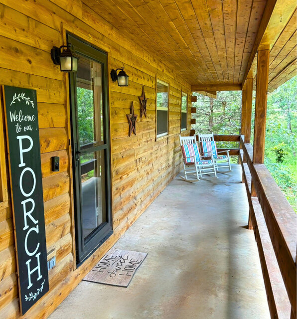 Image 4 for 6026) The Lake House