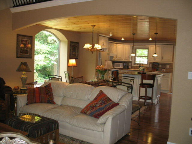 Image 13 for 1417) Executive Townhouse "Page Manor"