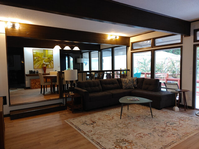 Image 18 for 6011) McCabe House