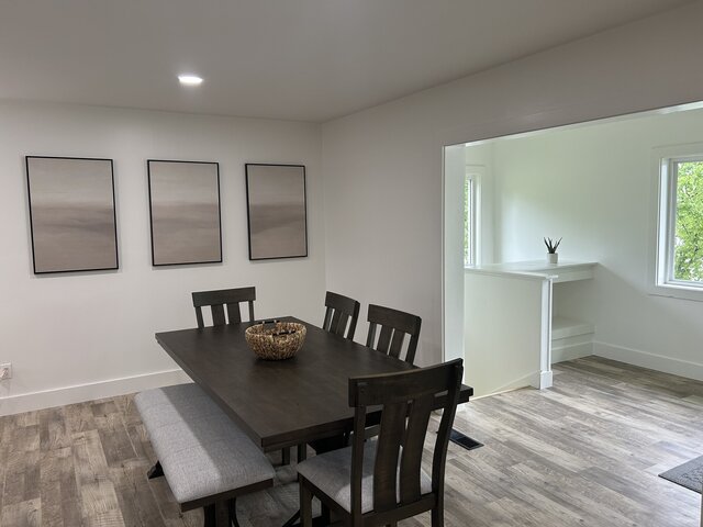 Image 13 for 6012) Crown Jewel