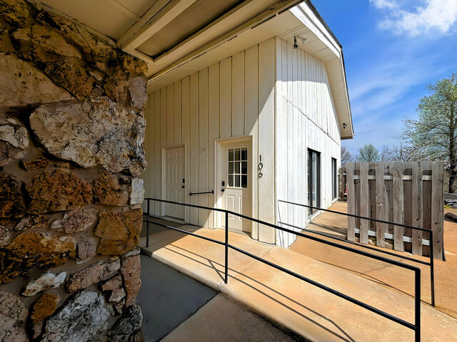 Image 2 for 106) Cooper's Pointe Suite 106