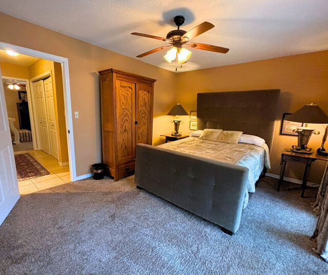 Image 11 for 1417) Executive Townhouse "Page Manor"