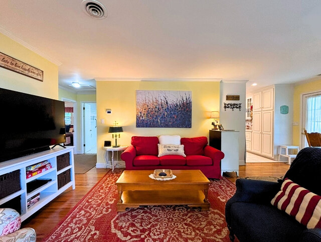 Image 19 for 6048) Emerald Cove
