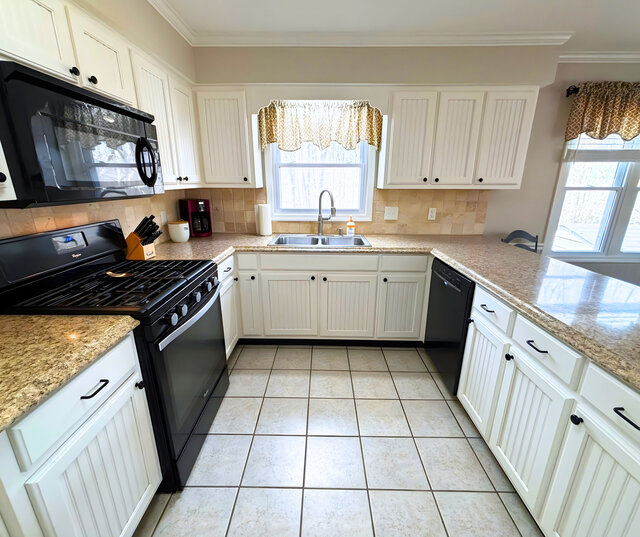 Image 24 for 6021) The 21 Club