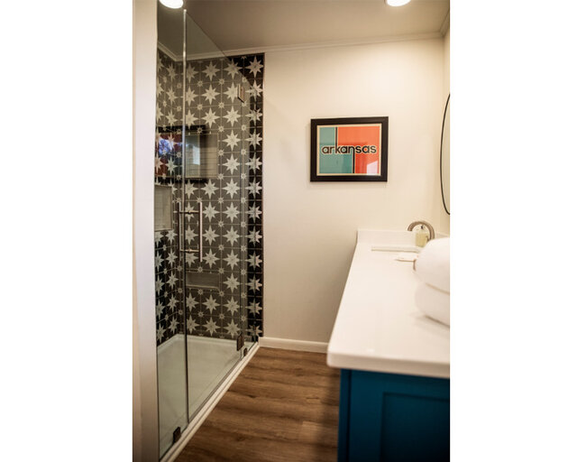 Image 5 for 103) Cooper's Pointe Suite 103