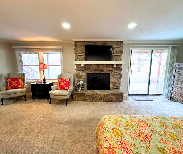 Image 5 for 6021) The 21 Club