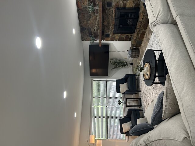 Image 10 for 6012) Crown Jewel