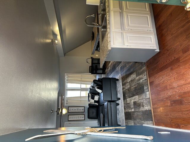 Image 2 for 6019) A-Frame of Mind