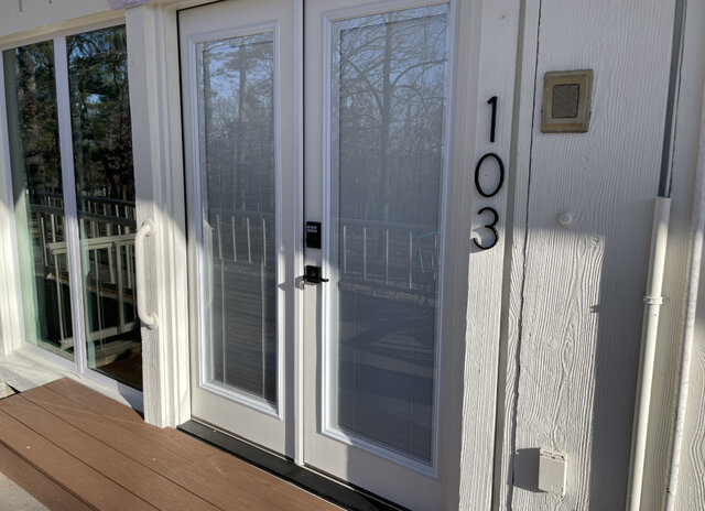 Image 7 for 103) Cooper's Pointe Suite 103