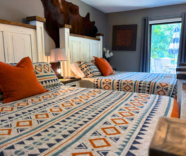 Image 13 for 6050) South Fork River Kottage