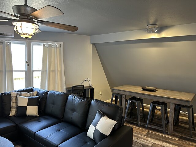 Image 6 for 6019) A-Frame of Mind