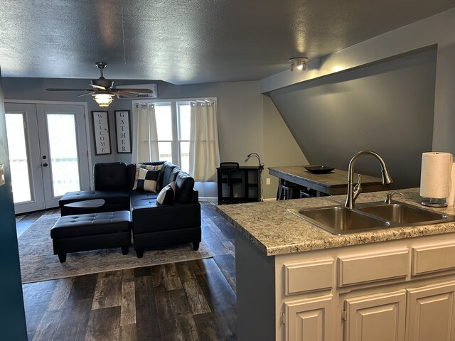 Image 4 for 6019) A-Frame of Mind