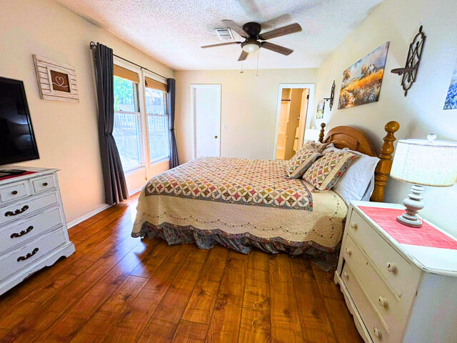 Image 21 for 2406) Bert's Nest