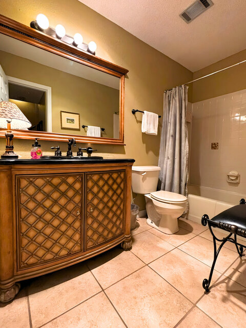 Image 7 for 1417) Executive Townhouse "Page Manor"