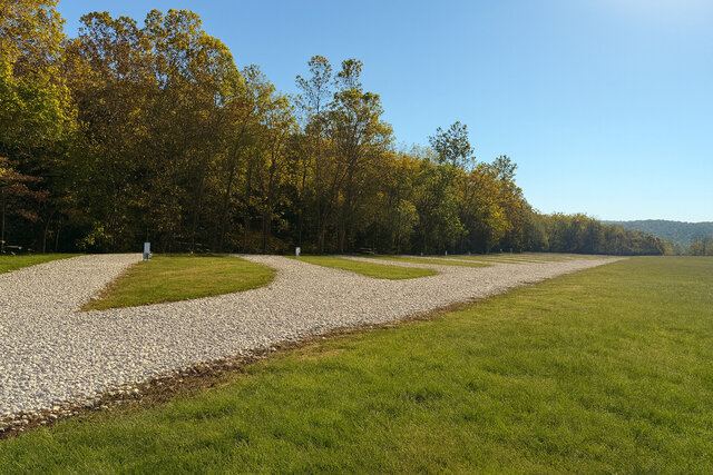 Image 3 for Creekside RV Full HookUp