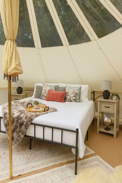 Image 2 for Dogwood Den