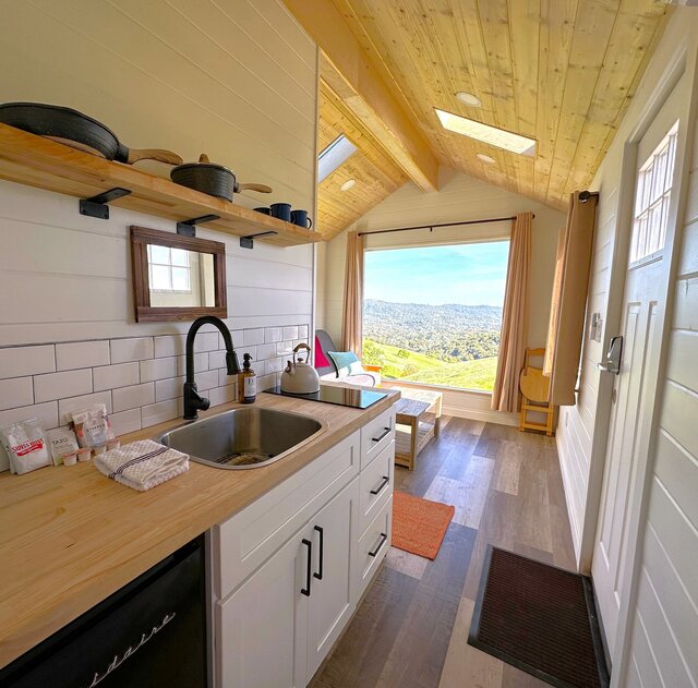 Image 3 for Valley View Cabin 1 BR with 1 Queen & Futon