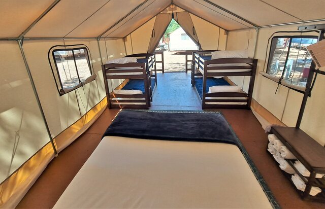 Image 4 for Standard Tent with Queen & 2 Bunks
